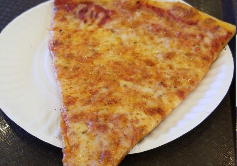 mamalombardis_pizza